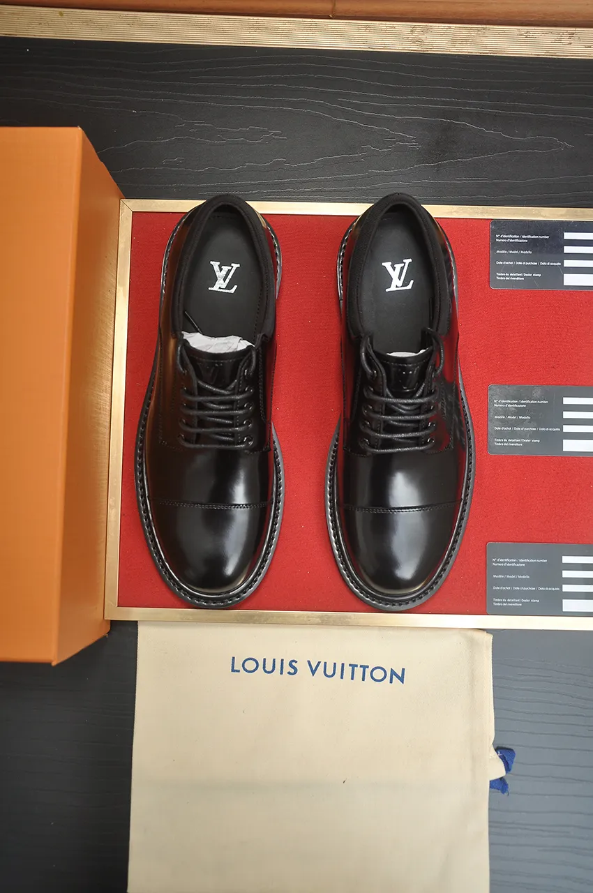 Men's men's shoes💰660💶[LOUIS VUITTON] (original order) new style🍀LV Louis Vuitton * - top version of LV classic leather shoes! Made of imported original single cowhide, original leather side strips and wear-resistant rubber outsole! High quality products! Code number 39-44 (38.45 customized)